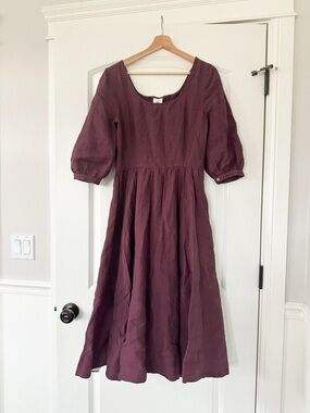 Son de Flor Carmen S Women's Scoop Neck Midi Dress in Deep Plum